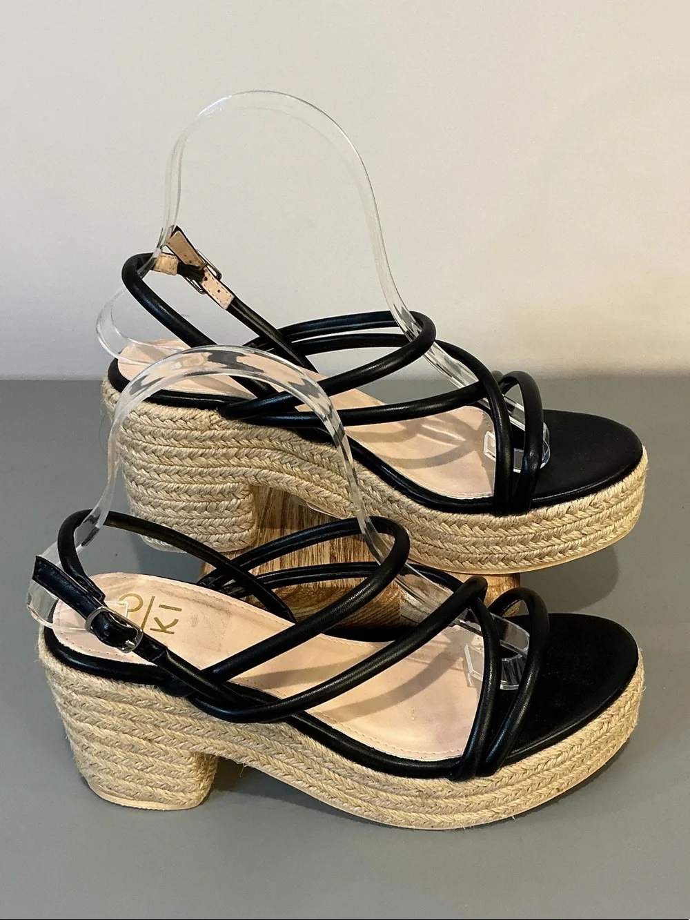 Yoki LENITA Black Strappy Espadrille Chunky heel Sandals, size 9